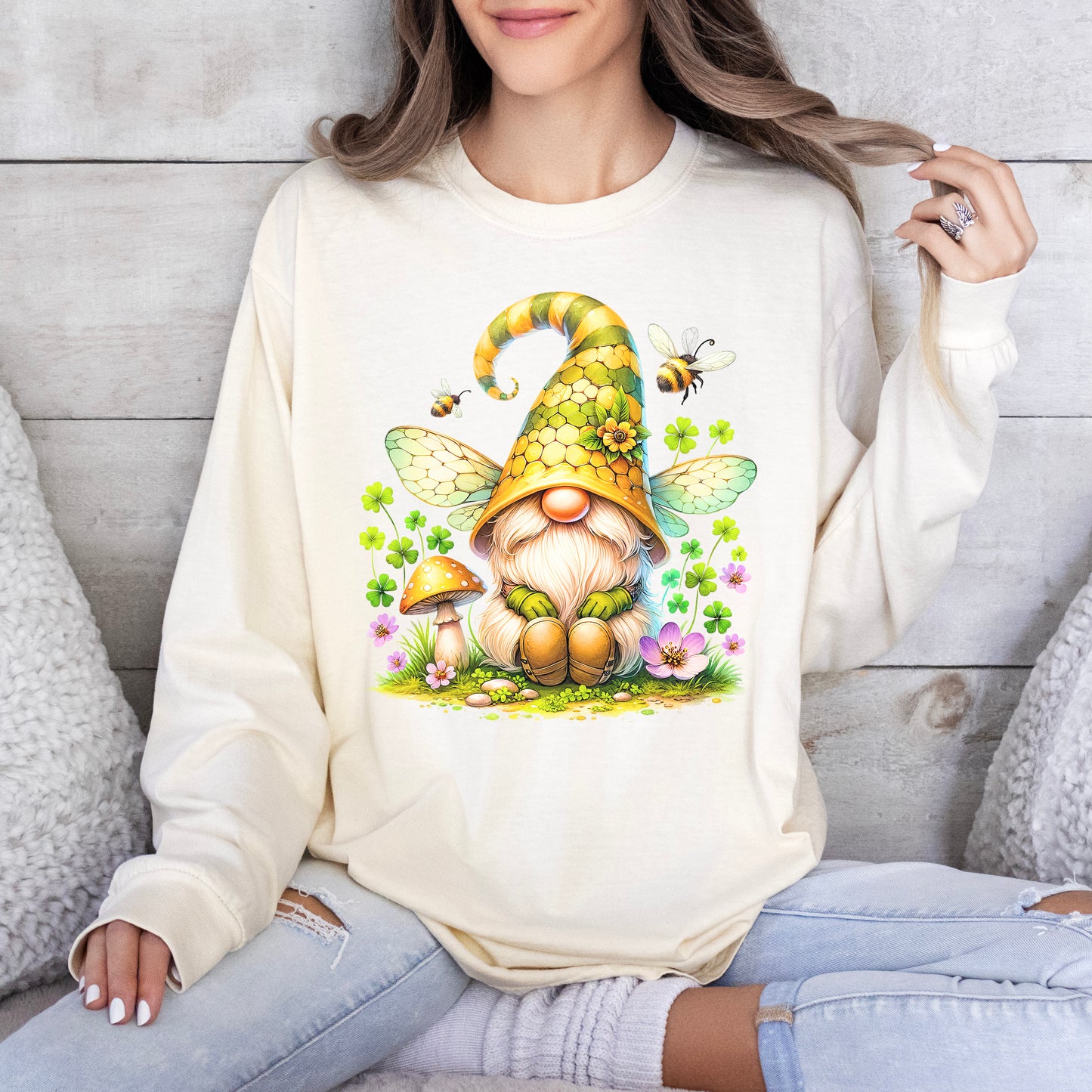 Shamrock Bee Long Sleeve